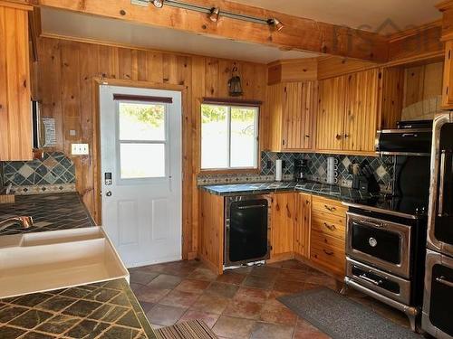 935 Big Harbour Road, Big Harbour, NS - Indoor Photo Showing Kitchen With Double Sink
