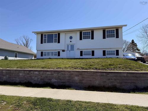 563 Brunswick Street  Yarmouth, NS B5A 4S5