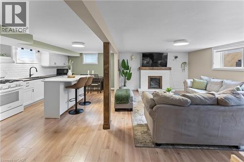 142 Marcella Crescent, Hamilton, ON - Indoor With Fireplace