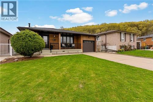 142 Marcella Crescent, Hamilton, ON - Outdoor