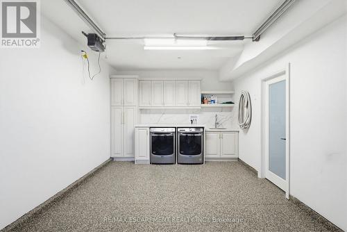 3083 Lakeshore Road, Burlington, ON - Indoor Photo Showing Laundry Room