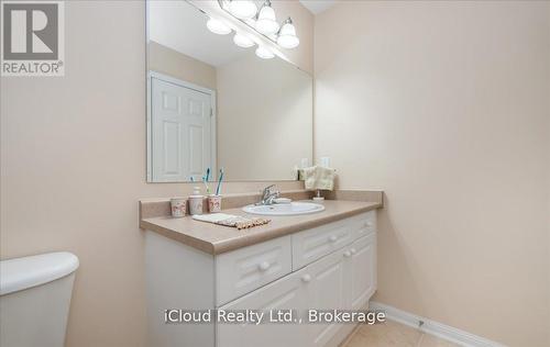 625 Laughren Crescent, Milton, ON - Indoor Photo Showing Bathroom