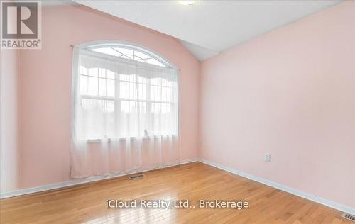 625 Laughren Crescent, Milton, ON - Indoor Photo Showing Other Room