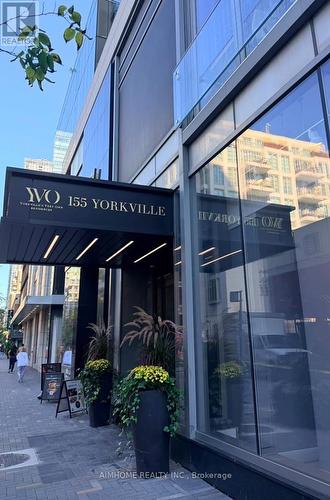 805 - 155 YORKVILLE AVENUE  Toronto, ON M5R 0B4