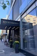 805 - 155 YORKVILLE AVENUE Toronto, ON M5R 0B4