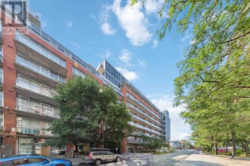 313 - 360 MCLEOD STREET  Ottawa, ON K2P 1A9