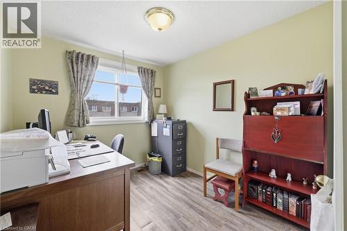 299 Limeridge Ridge W Unit# 21, Hamilton, ON - Indoor Photo Showing Office