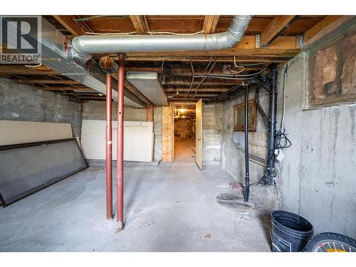 10091 6 Highway, Coldstream, BC 