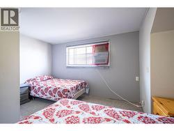 Upstairs bedroom 2 - 