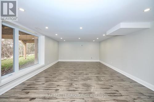3873 Glenview Drive, Lincoln (Lincoln-Jordan/Vineland), ON - Indoor Photo Showing Other Room