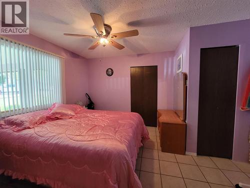 430 2Nd Avenue, Keremeos, BC - Indoor Photo Showing Bedroom
