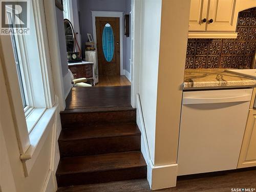 503 Bison Avenue, Weyburn, SK - Indoor Photo Showing Other Room