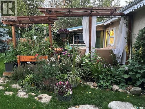 503 Bison Avenue, Weyburn, SK - Outdoor