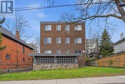 5 - 36 RAY STREET S Hamilton, ON L8P 3V3