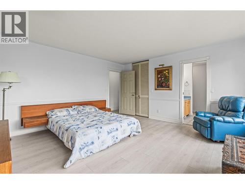 363 Northwind Drive, Vernon, BC - Indoor Photo Showing Bedroom