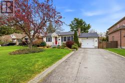 658 GENEVA STREET St. Catharines (Lakeshore), ON L2N 2J8