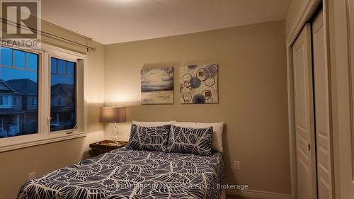 4451 Eclipse Way, Niagara Falls, ON - Indoor Photo Showing Bedroom