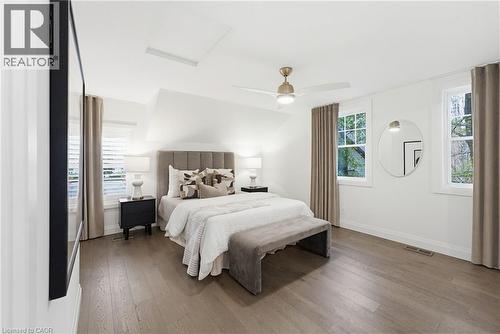 3083 Lakeshore Road, Burlington, ON - Indoor Photo Showing Bedroom