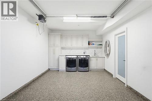3083 Lakeshore Road, Burlington, ON - Indoor Photo Showing Laundry Room