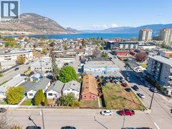 329 Nanaimo Avenue W Penticton, BC V2A 1N8