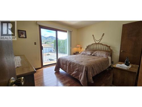 26 Bayview Crescent, Osoyoos, BC - Indoor Photo Showing Bedroom