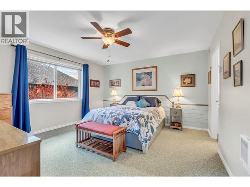 202 Range Road, Kaleden, BC - Indoor Photo Showing Bedroom