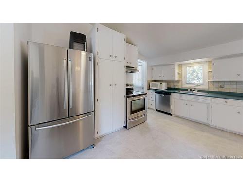 81 Mcnair Dr, Fredericton, NB 