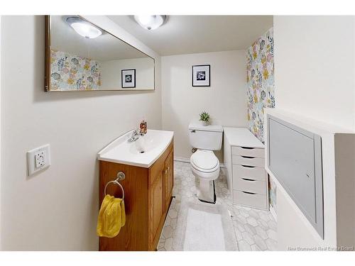81 Mcnair Dr, Fredericton, NB 