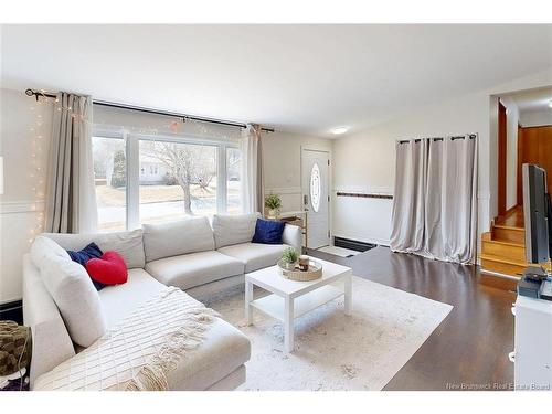 81 Mcnair Dr, Fredericton, NB 
