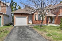 48 MARICONA WAY  Ottawa, ON K2T 1H2