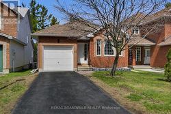 48 MARICONA WAY  Ottawa, ON K2T 1H2