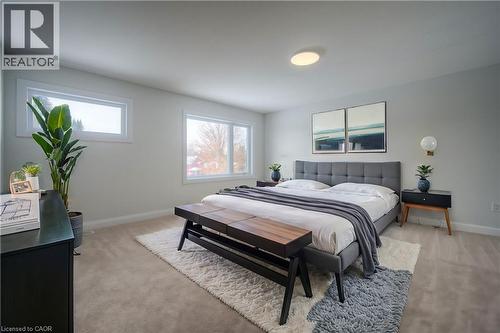 264 Blair Road Unit# 1, Cambridge, ON - Indoor Photo Showing Bedroom