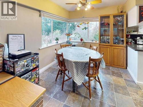 3361 Joyce Ave, Powell River, BC - Indoor Photo Showing Dining Room