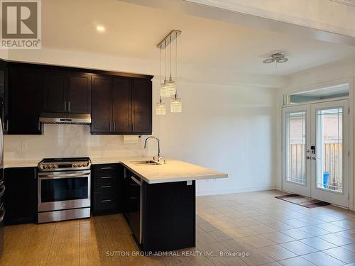 1 Gordon Landon Drive, Markham, ON - Indoor Photo Showing Kitchen