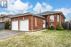 1 MICHAEL CRESCENT Barrie, ON L4M 6Y9