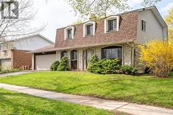 2463 BRIDGE Road Oakville, ON L6L 2G9