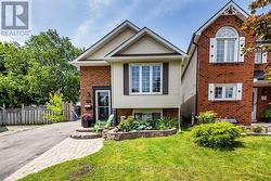 411 POMPANO COURT Oshawa (Samac), ON L1K 1M9