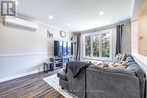 411 Pompano Court, Oshawa (Samac), ON - Indoor