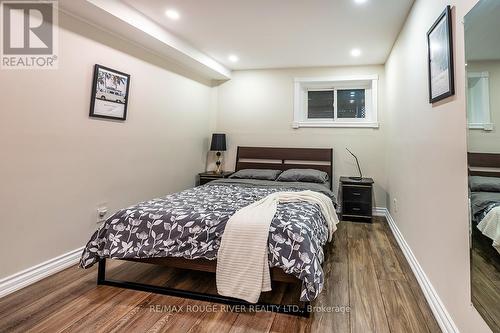 411 Pompano Court, Oshawa (Samac), ON - Indoor Photo Showing Bedroom