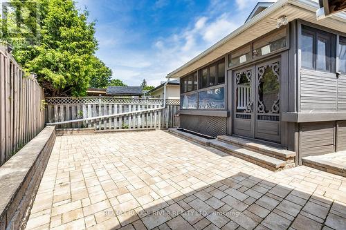 411 Pompano Court, Oshawa (Samac), ON - Outdoor With Exterior