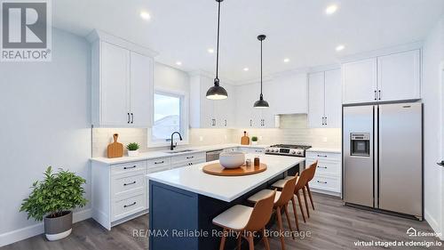 465 Warren Street, Goderich (Goderich (Town)), ON - Indoor Photo Showing Kitchen With Upgraded Kitchen