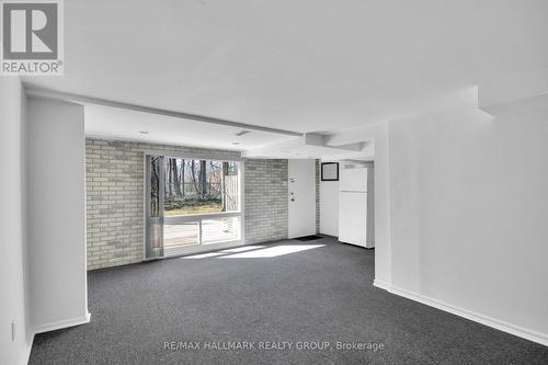 338 Stone Quarry Private, Ottawa, ON - Indoor Photo Showing Other Room