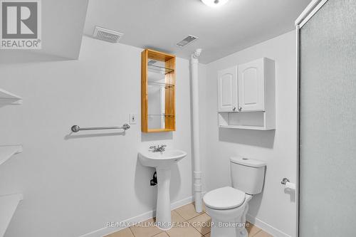 338 Stone Quarry Private, Ottawa, ON - Indoor Photo Showing Bathroom