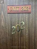 202 - 2 ELM GROVE AVENUE Toronto, ON M6K 2J1