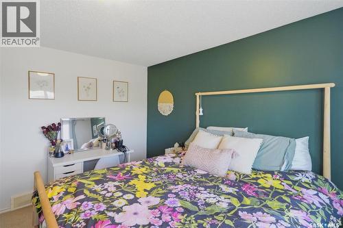 105 Lynd Crescent, Saskatoon, SK - Indoor Photo Showing Bedroom