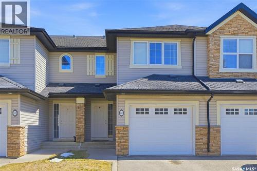 105 Lynd Crescent, Saskatoon, SK - Outdoor With Facade