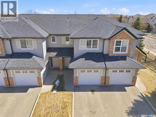 105 Lynd Crescent, Saskatoon, SK - Outdoor With Facade