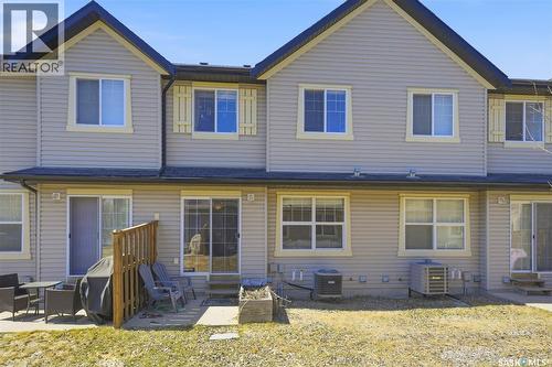 105 Lynd Crescent, Saskatoon, SK - Outdoor With Exterior