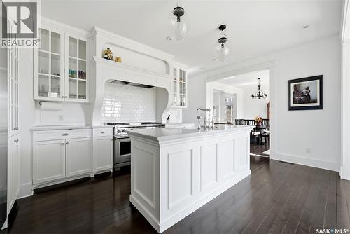 6105 Little Pine Loop, Regina, SK - Indoor Photo Showing Kitchen