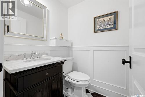 6105 Little Pine Loop, Regina, SK - Indoor Photo Showing Bathroom